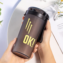 Copo Shakeira 400ml com Bola Misturadora e Tampa Vedante